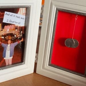 Hallmark Keepsake and Photo Holder 4x6 Great Christmas gift or anytime gift!